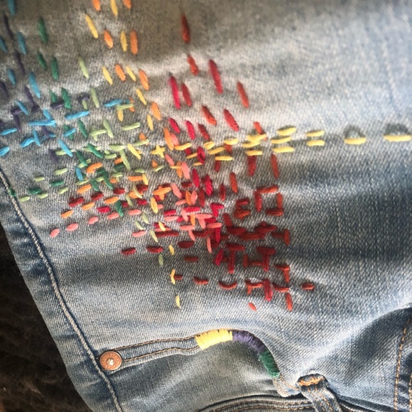 One of a kind vintage embroidered straight jeans - Picture 6 of 6